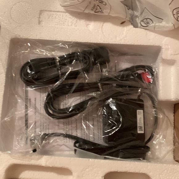 Samsung T35F 24” 75Hz FreeSync Monitor - Picture 3 of 9